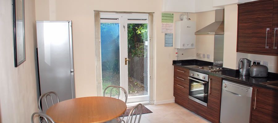 Quality room rentals - Canary Wharf, Docklands, Mile End - London