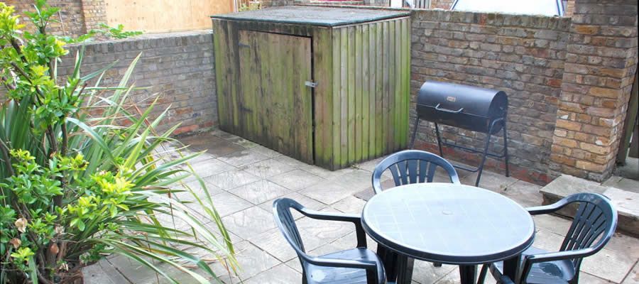 441 Mile End Road - Garden
