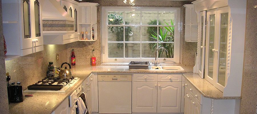 7 Mountague Place - Kitchen