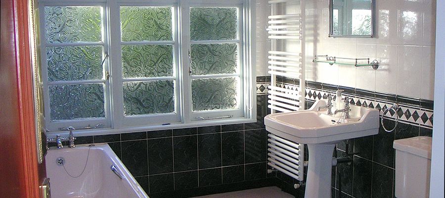 7 Mountague Place - Bathroom